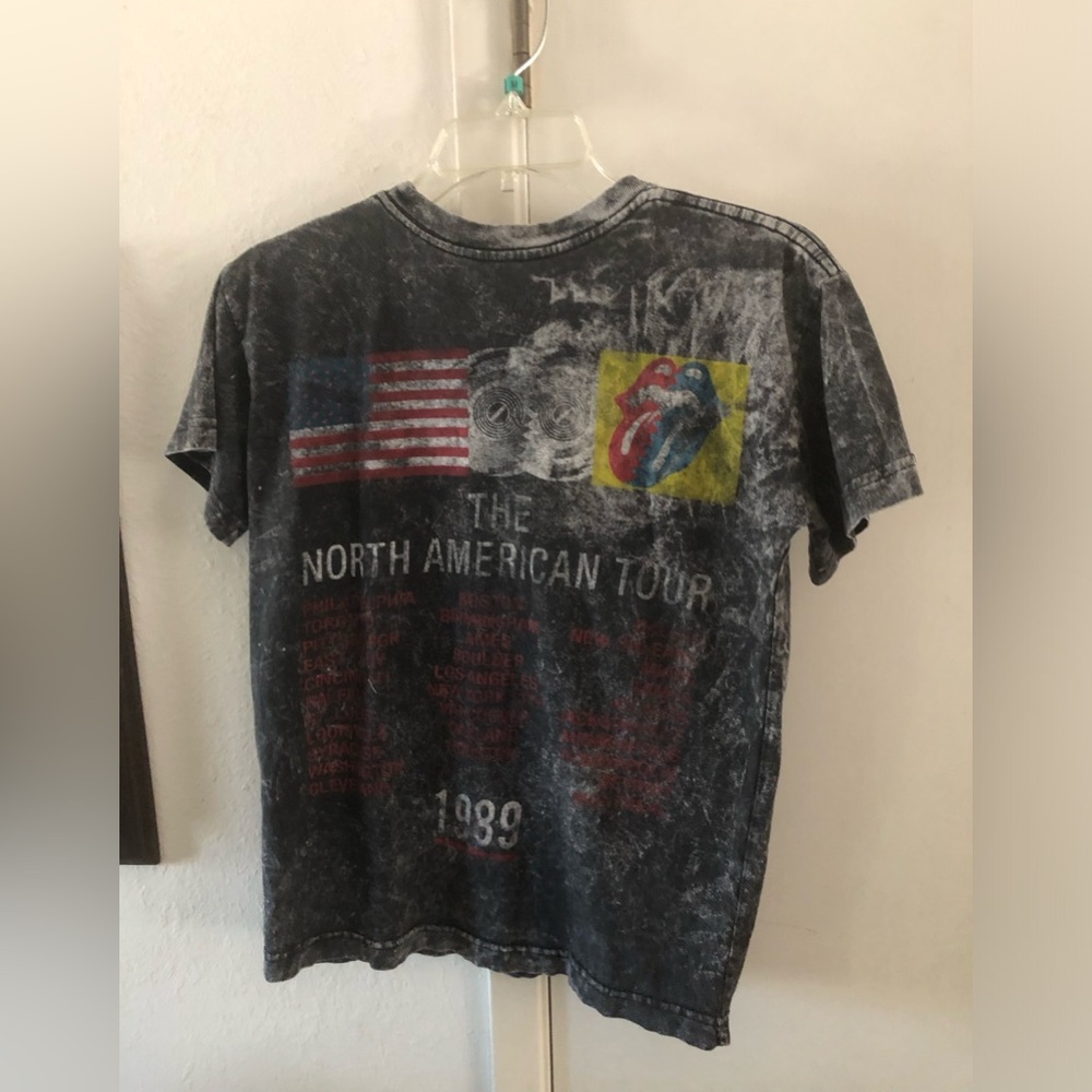 COPY - Authentic 1989 Rolling Stones Concert Tee- 734 *tee deal $30 or $25 w/of…
